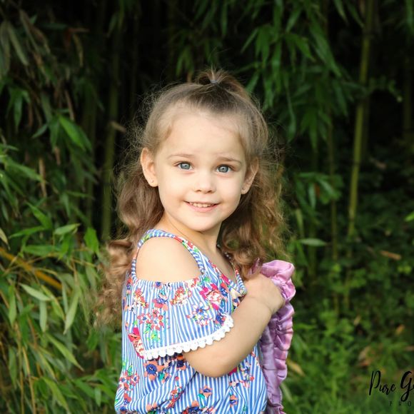 Meet your Posher, Tina - Picture 1 of 1